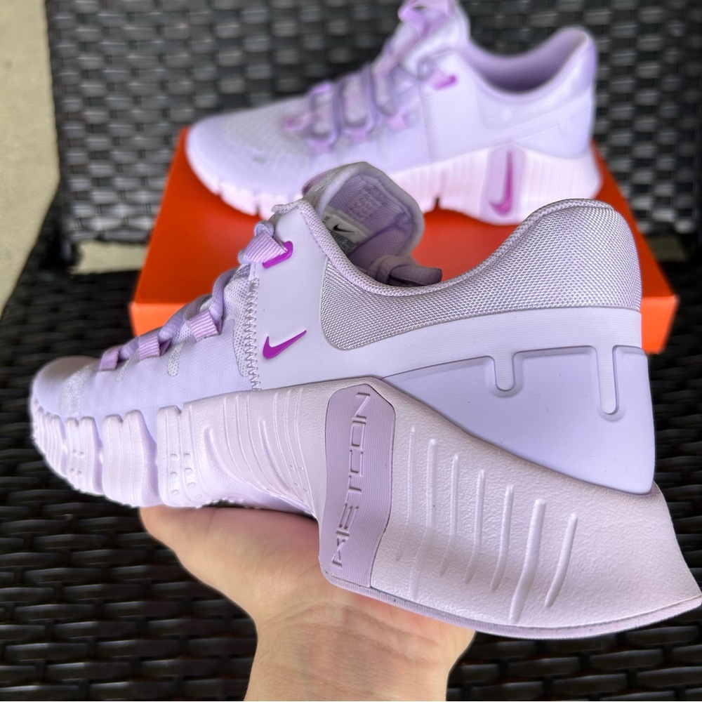 NIKE FREE METCON 5 LILAC BLOOM Size 11 W - Picture 4 of 5